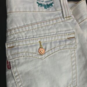 Never Worn Vintage Levi's 504 Slouch White Denim Shorts